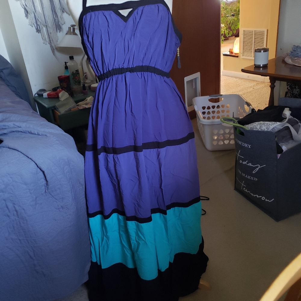 Torrid Colorblock Maxi Dress size 3